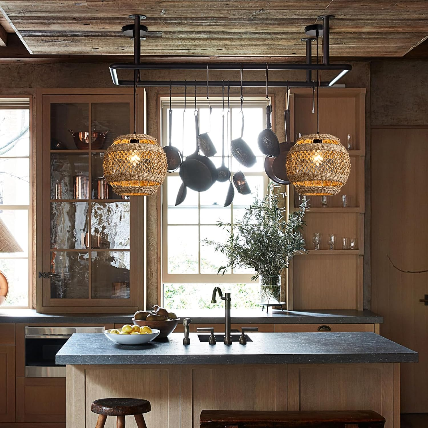 Lislibe Elegant Round Wicker Pendant Light
